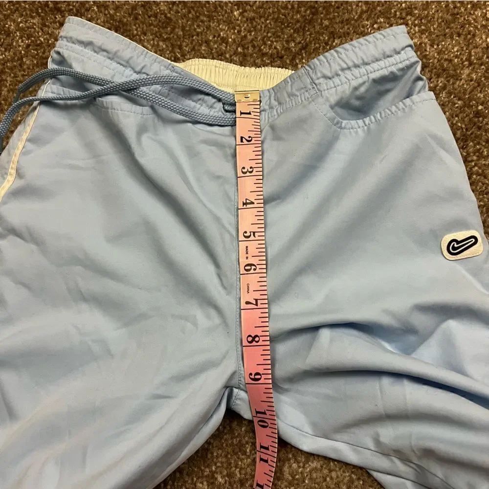 Vintage Nike Powder Blue Shorts - Picture 5 of 5